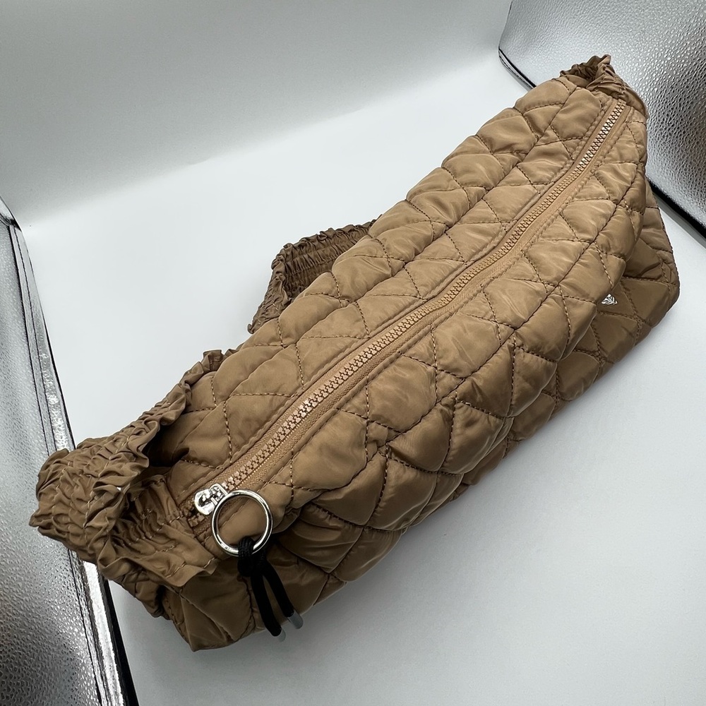 FP MOVEMENT RUN ABOUT SLING BAG - Picture 10 of 12